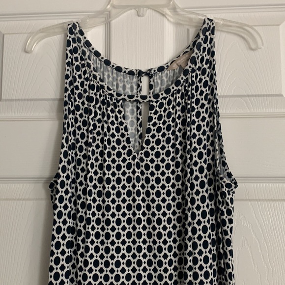 Classy Maxi - Picture 2 of 5